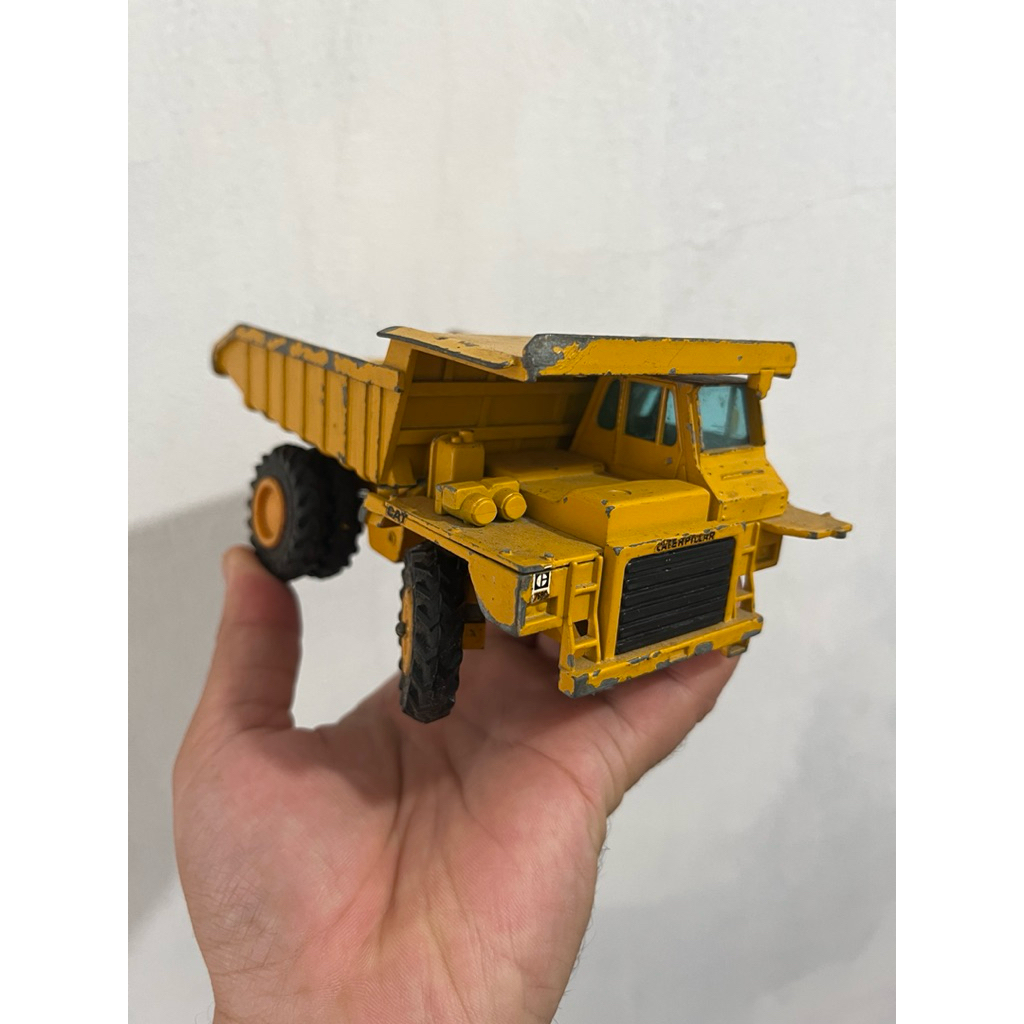 Diecast haul truck nzg germany kondisi apa adanya