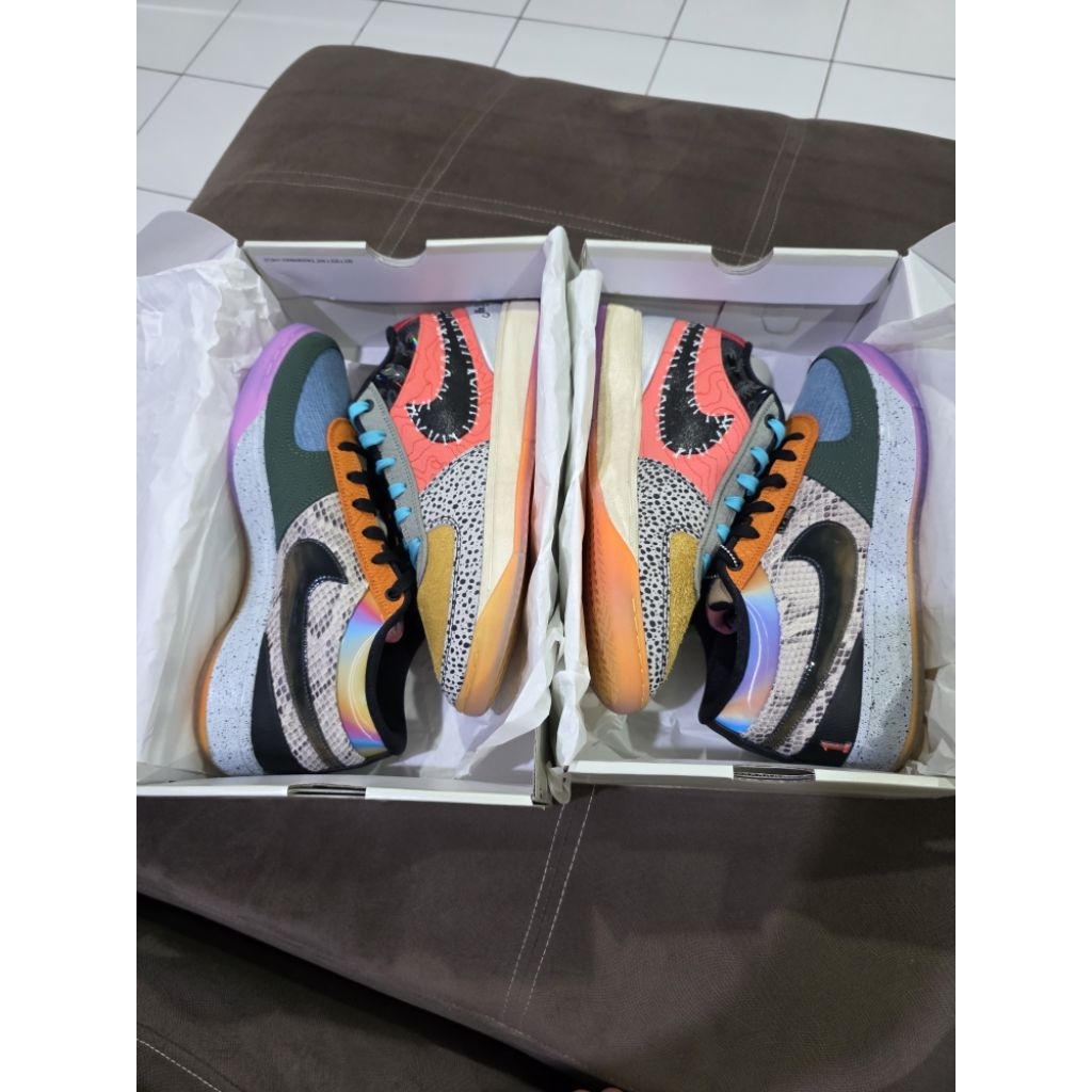 NIKE BOOK 1 WHAT THE