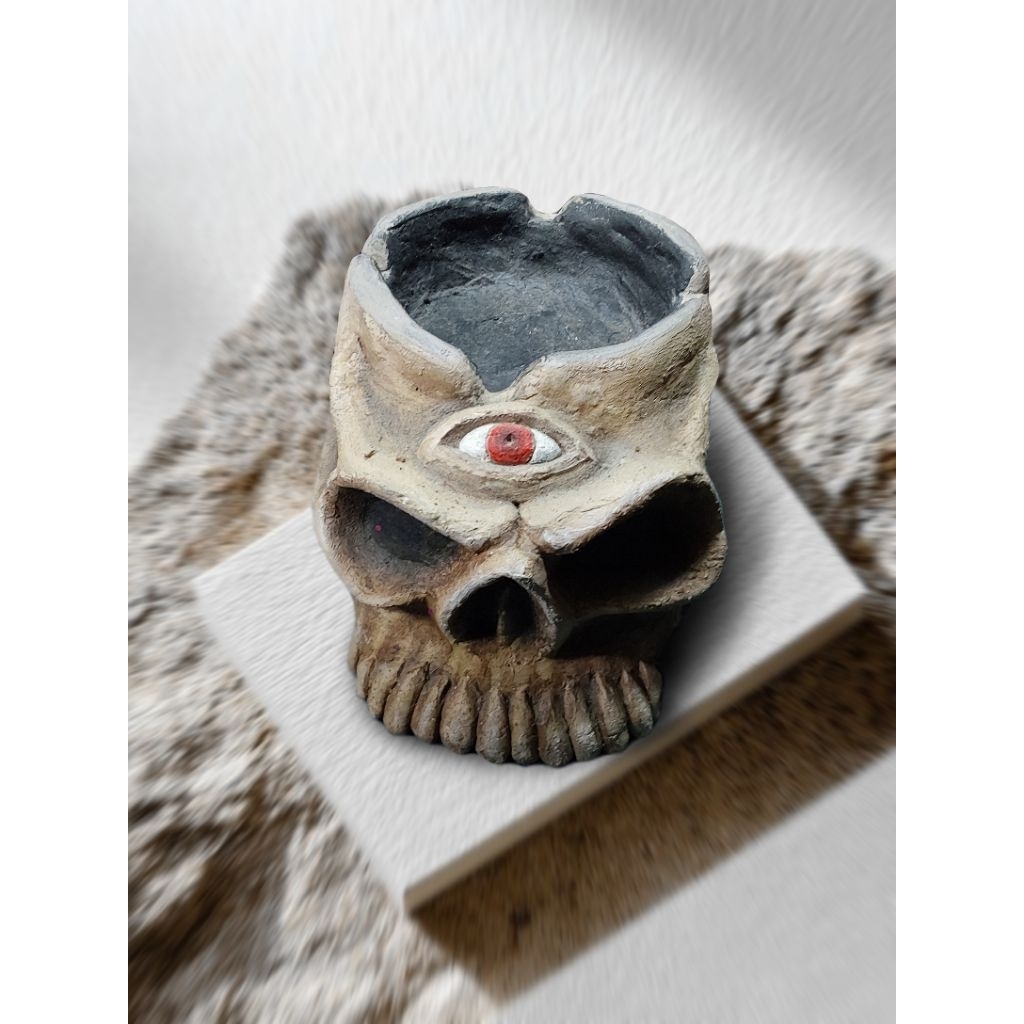 Asbak tengkorak,asbak unik