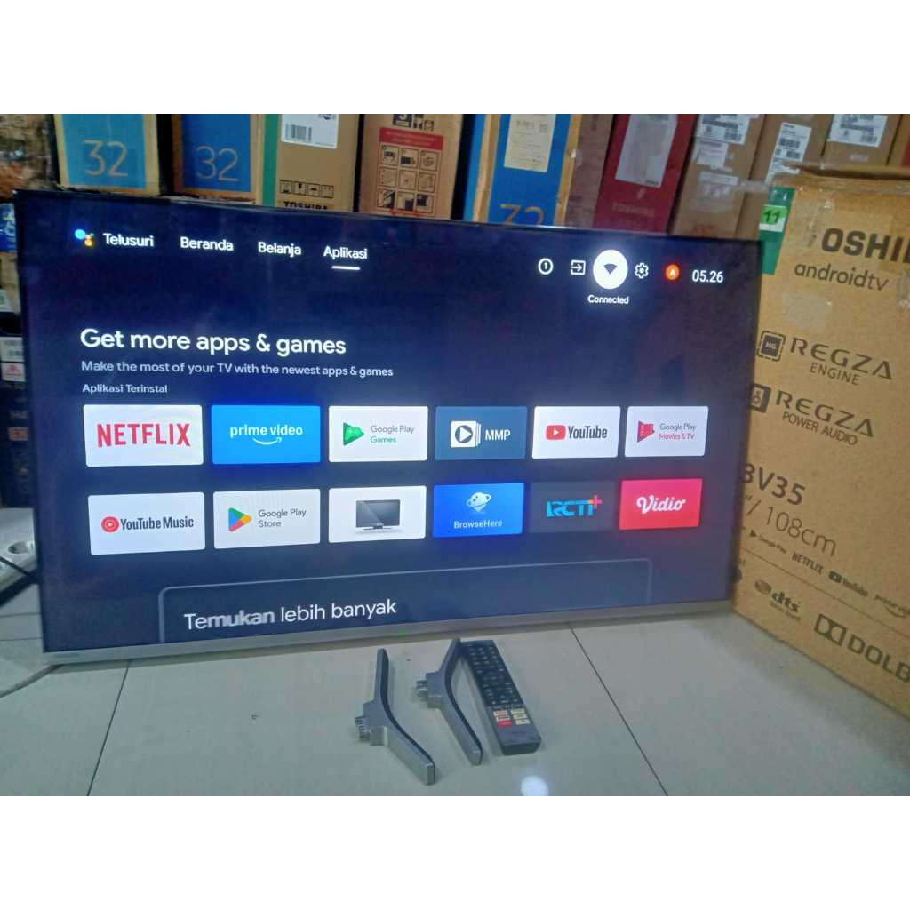 TV LED Toshiba 32 inci HD Android TV YouTube Digital TV Kondisi bekas pemakaian 6269F