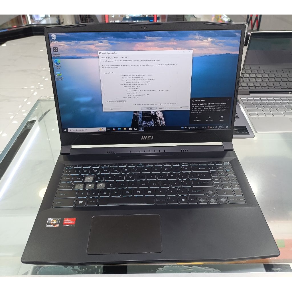 Laptop Gaming MSI Bravo 15 B7ED Ryzen 5 7535HS 16/512Gb Radeon RX 6550M