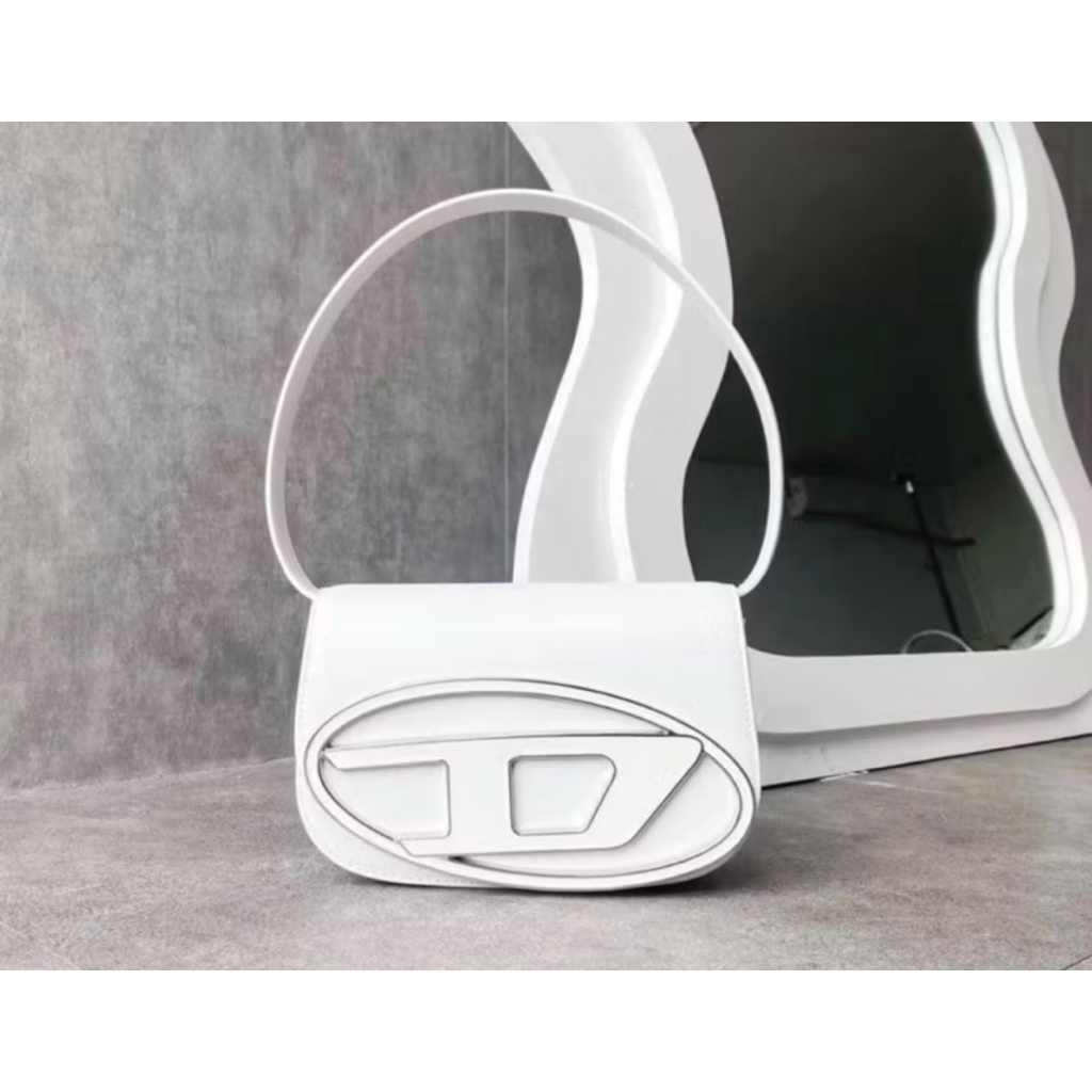 Tas wanita Diesel