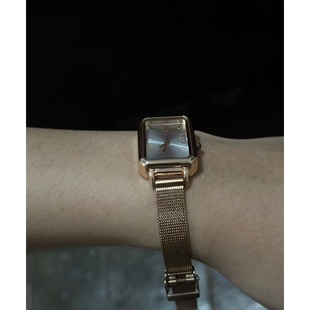 Jam tangan wanita les catino