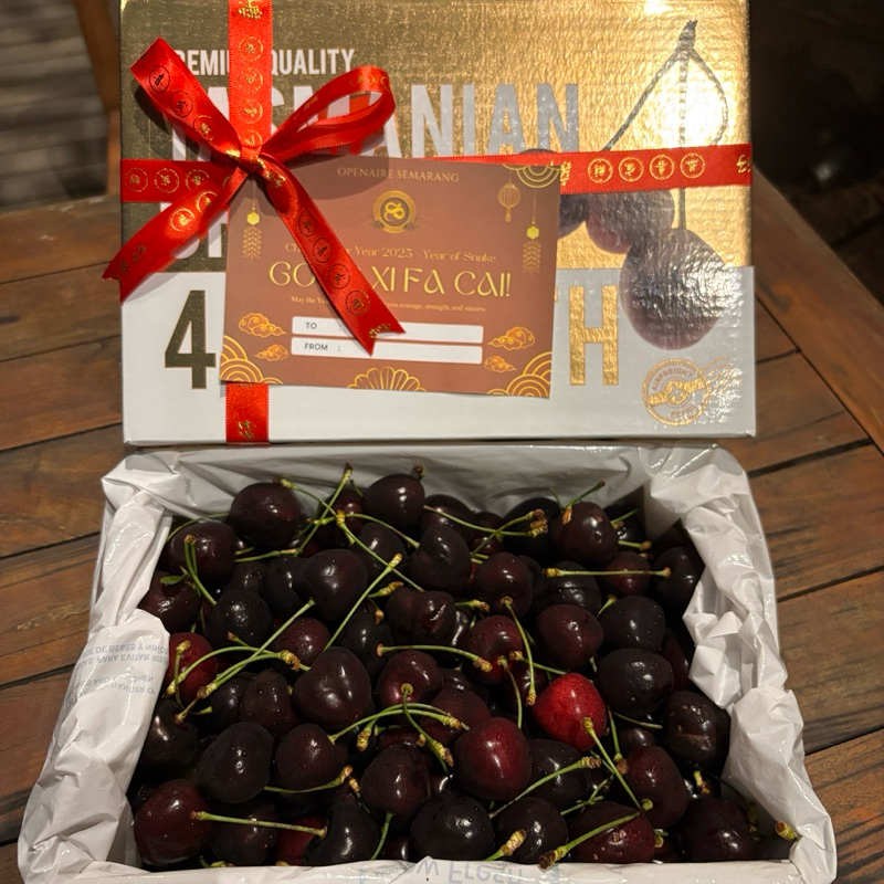 Cherry Tasmanian 43 Derajat Size 32-34mm 1kg & 2kg/Box - CHERRY TASMANIA / Hampers Chinese New Year 