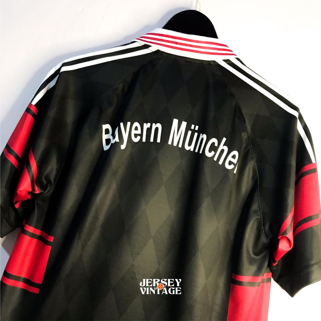 Jersey Retro B4-yern Mun 1997 Home Lengan Pendek