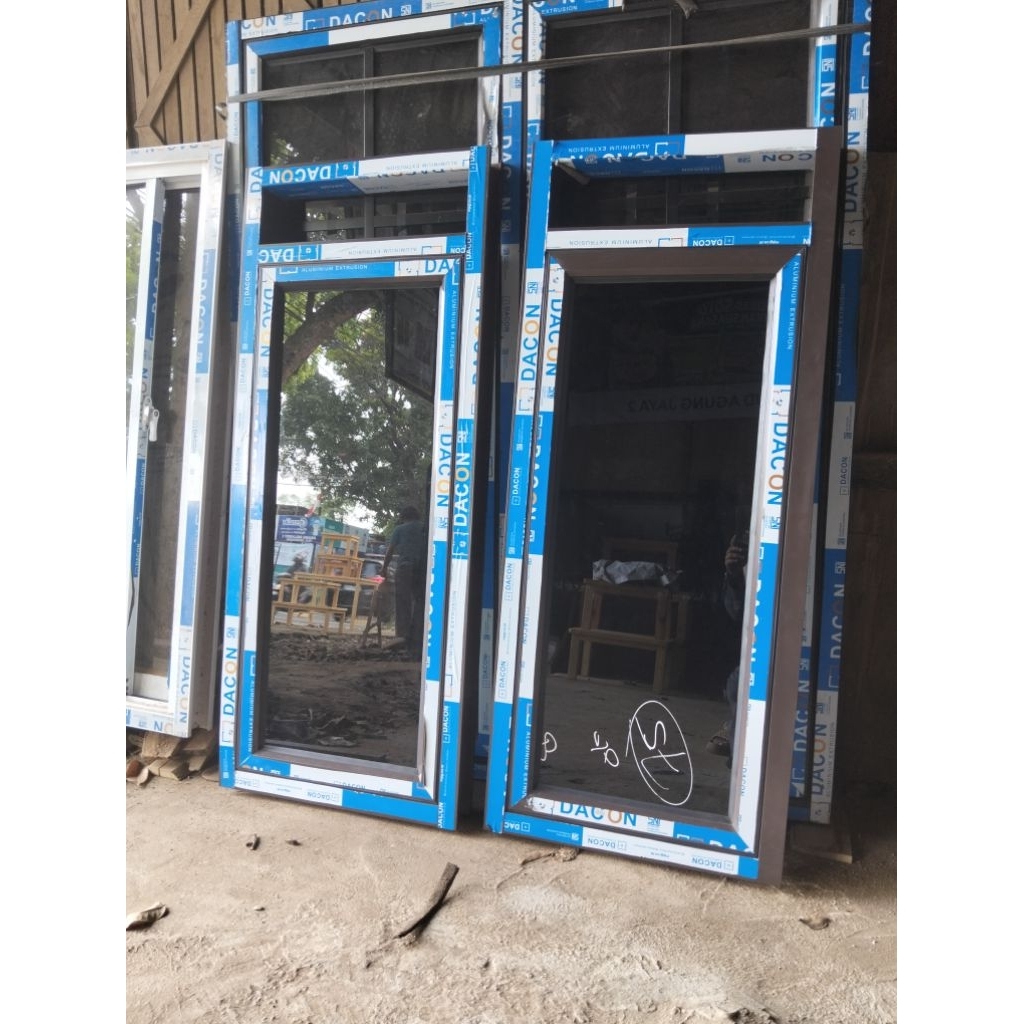 KUSEN JENDELA ALUMINIUM 3INC+LOBANG AINGIN UKURAN 140X60CM