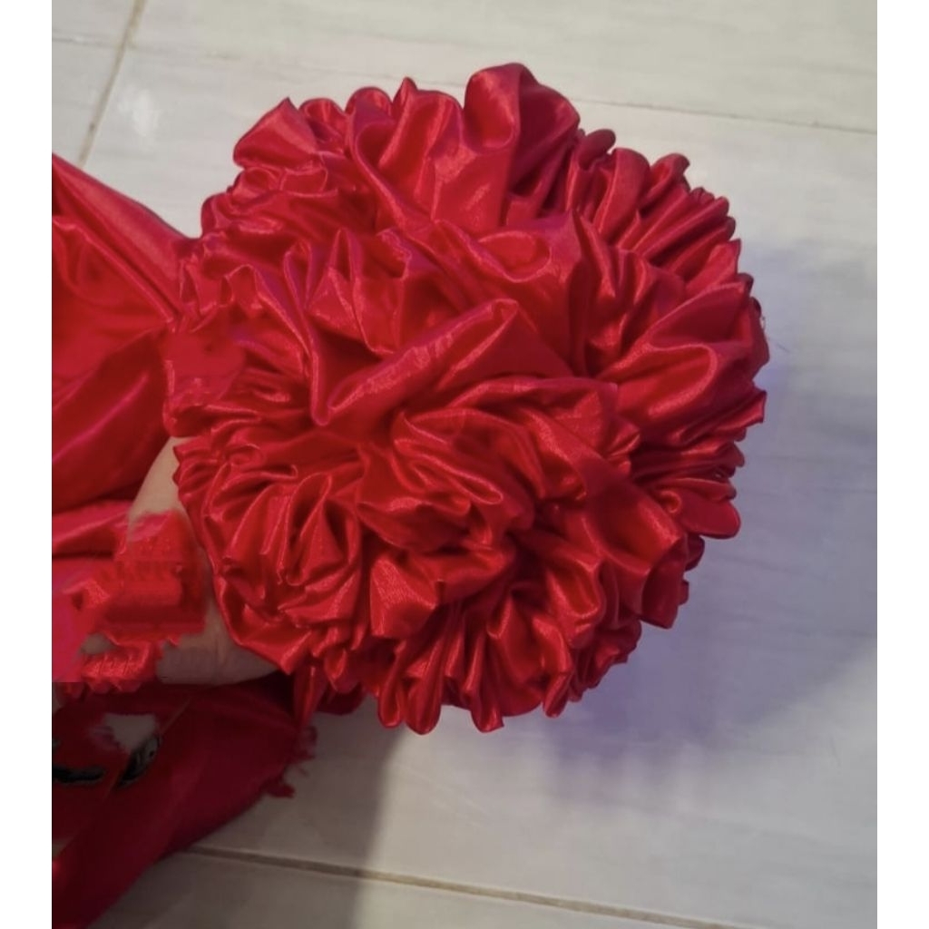 kain merah 1 bunga kain pintu