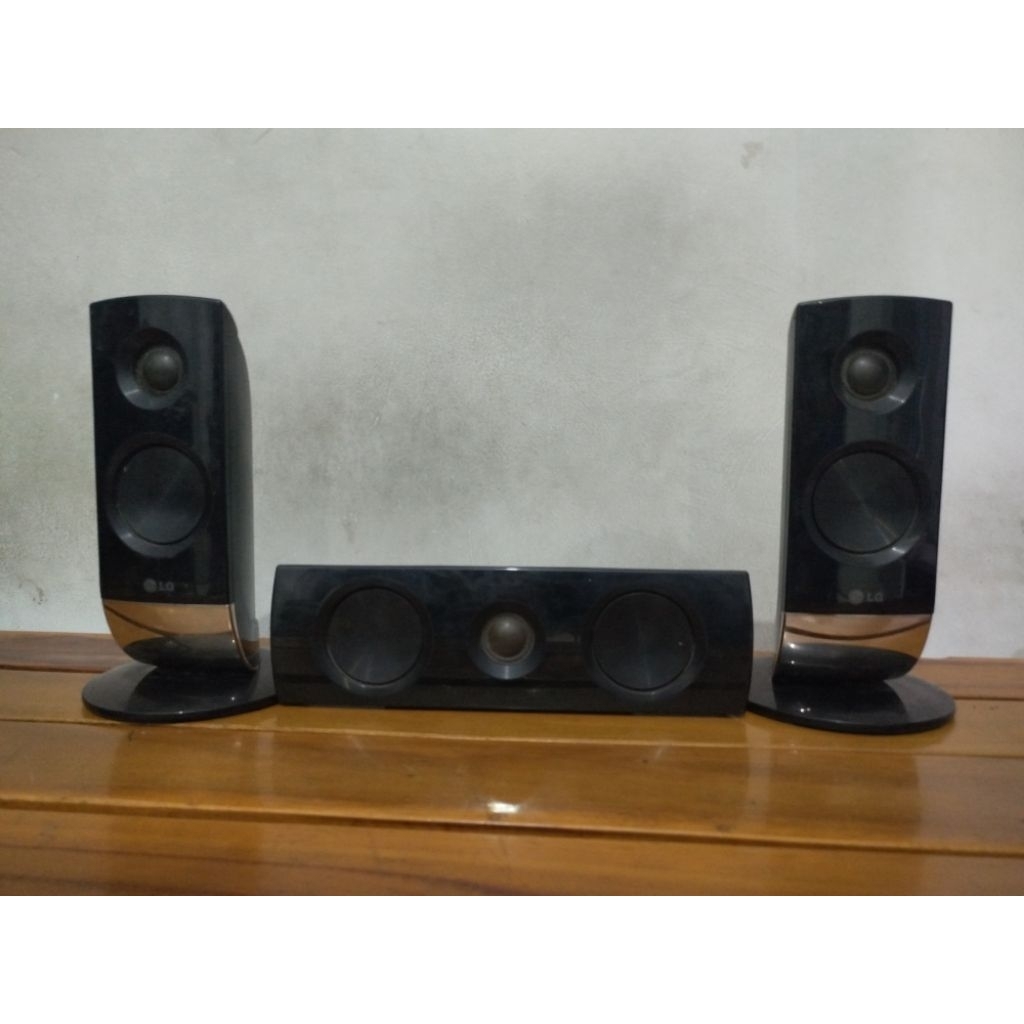 Speaker Surround Center LG Normal