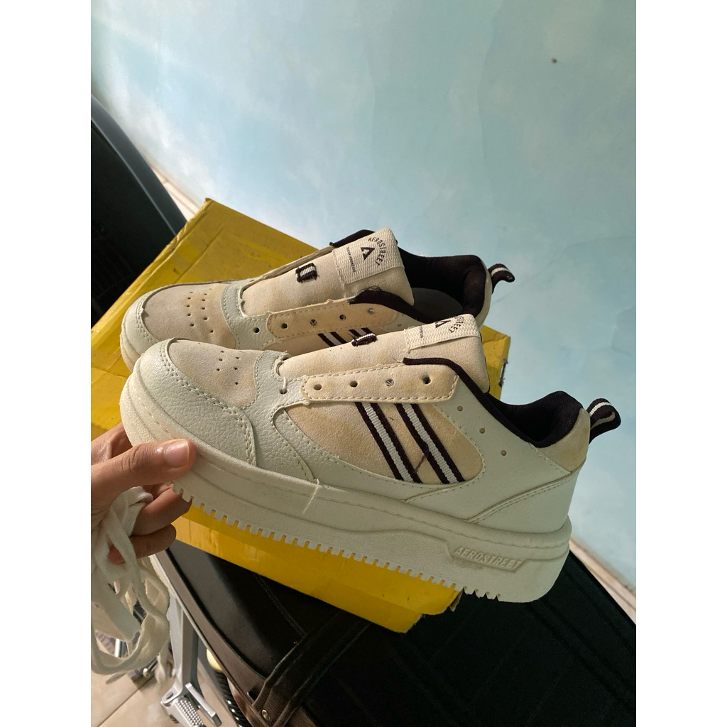 Preloved sepatu aerostreet oxford natural hitam size 39