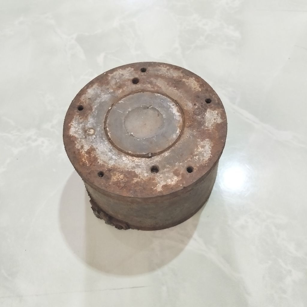 Jual Besi Silinder Bulat Bekas 3,1 Kg Diameter ±10,5cm Bahan Proyek Bubut Terjangkau