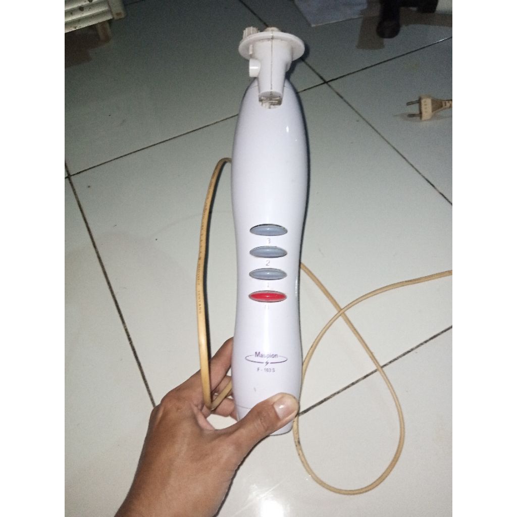 body kipas angin maspion berdiri