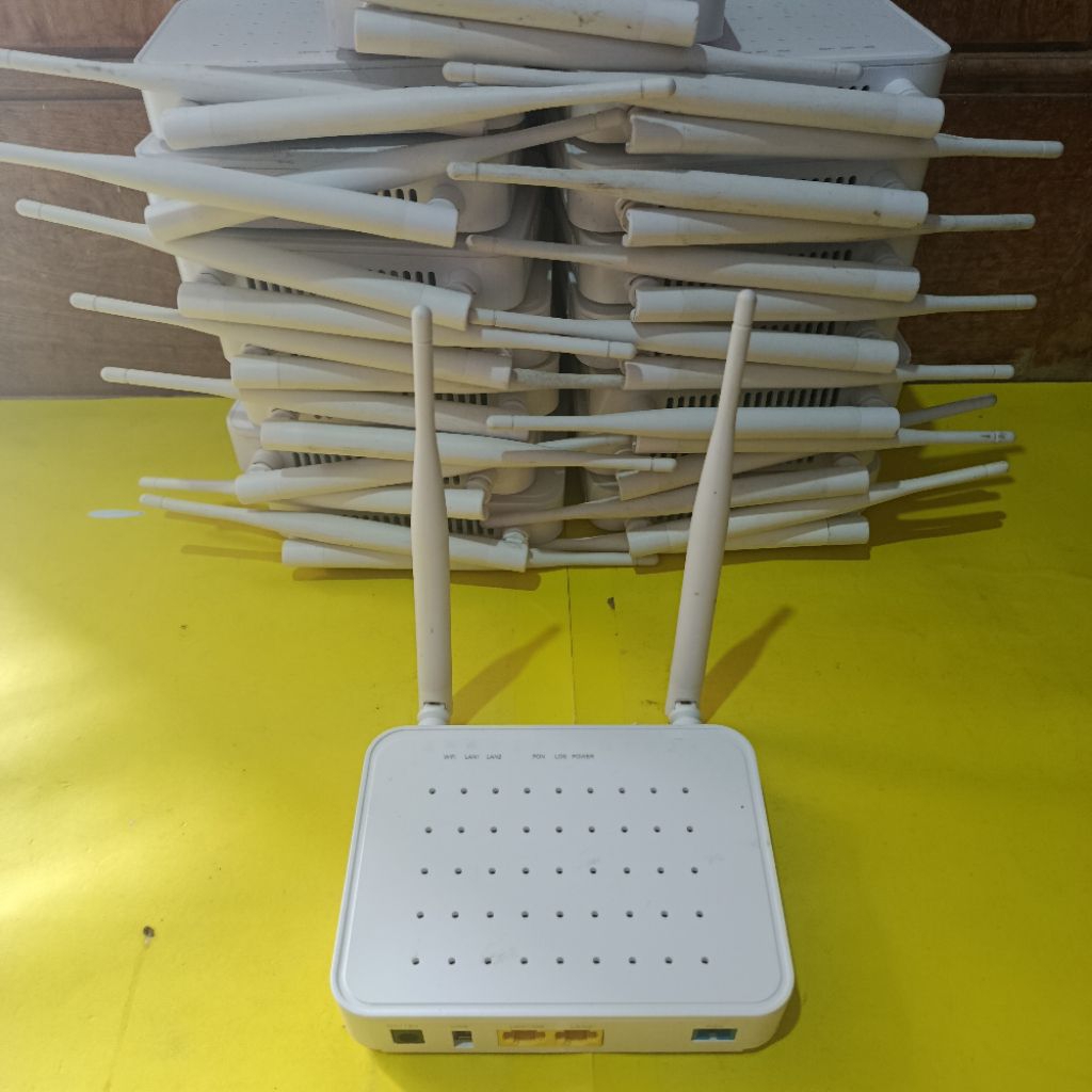 BDCOM FICOM ONU BDCOM GP1704-2F-E ROUTER WIRELESS