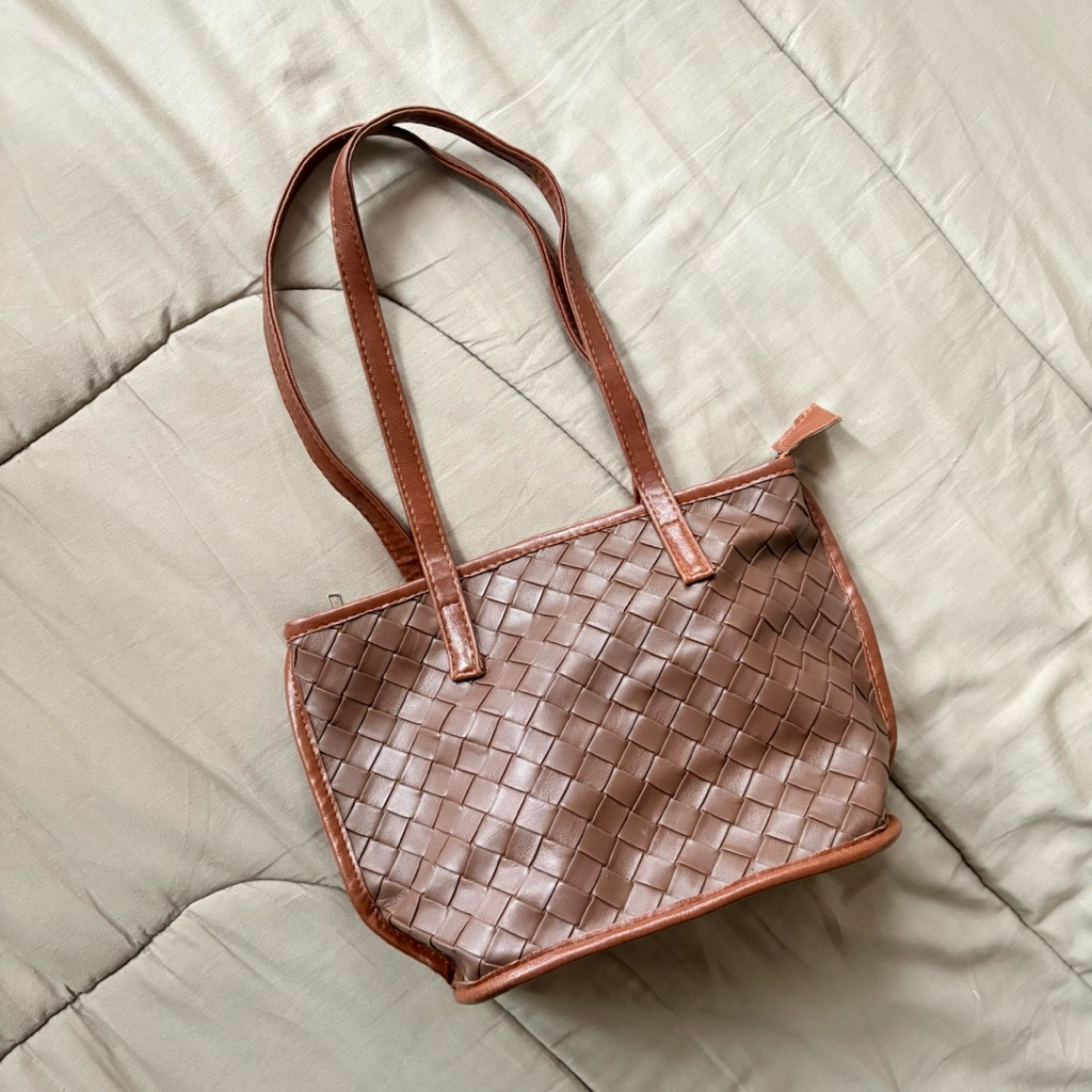 [LIKE NEW] TAS WANITA / SHOULDER BAG / HAND BAG