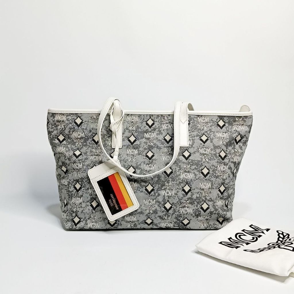 MCM SHOPPER TONI CANVAS MEDIUM  GREY  WHITE