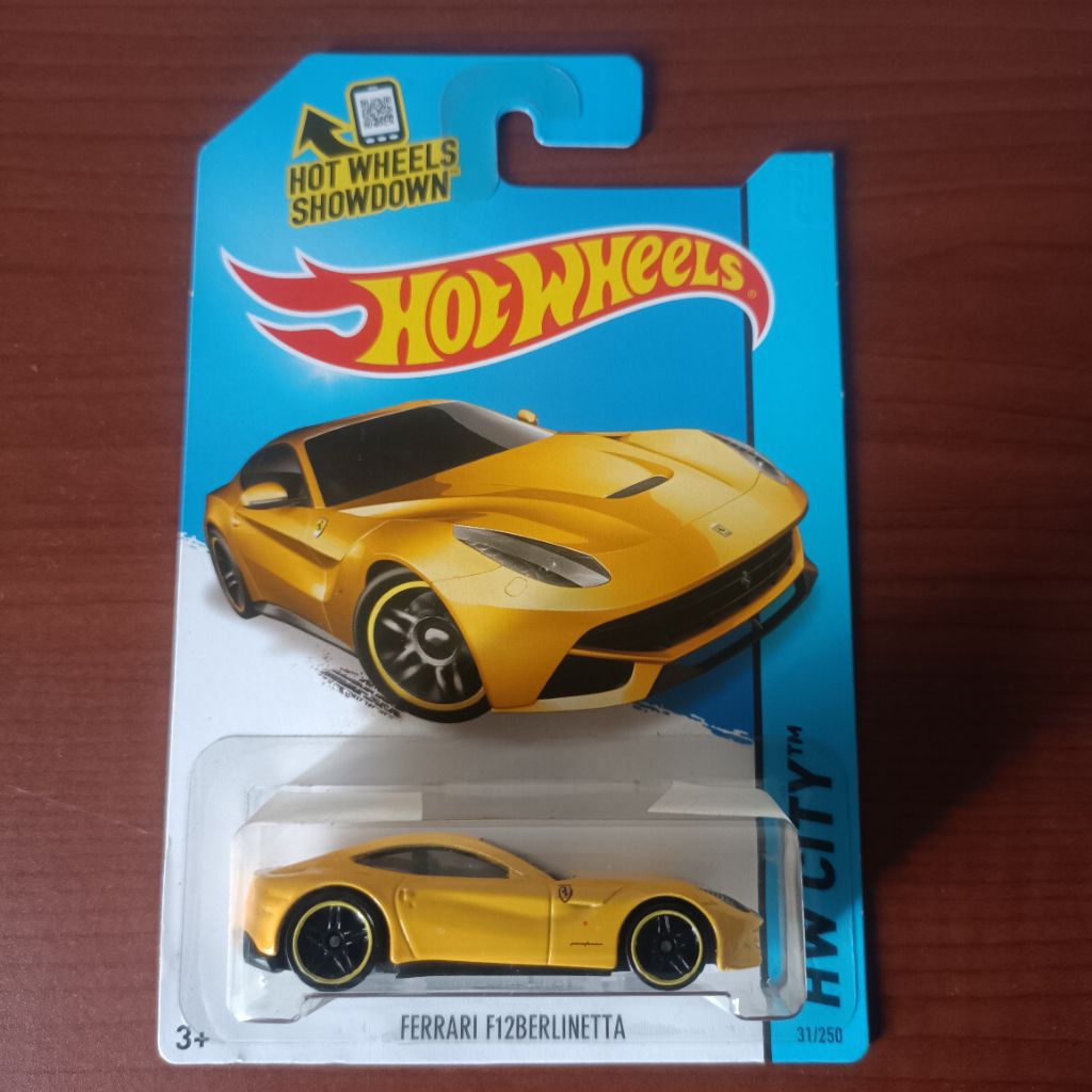 Hot Wheels FERRARI F12 BERLINETTA