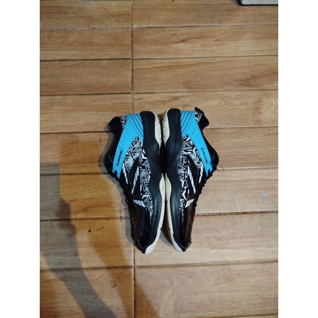 Sepatu Badminton Kawasaki K080 Original Second Size 41, 26,5 cm