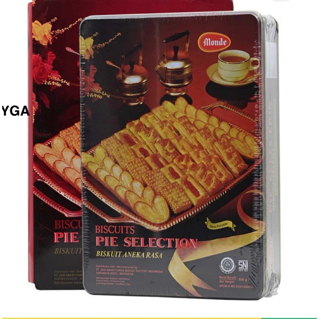 Biskuit kaleng Monde Pie Selection