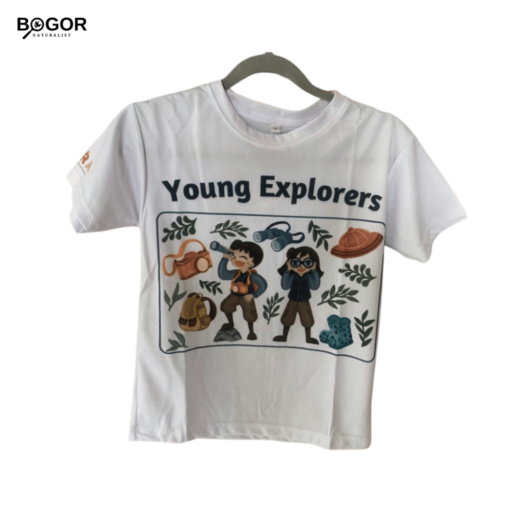 Kids T-shirt – The Young Explorers