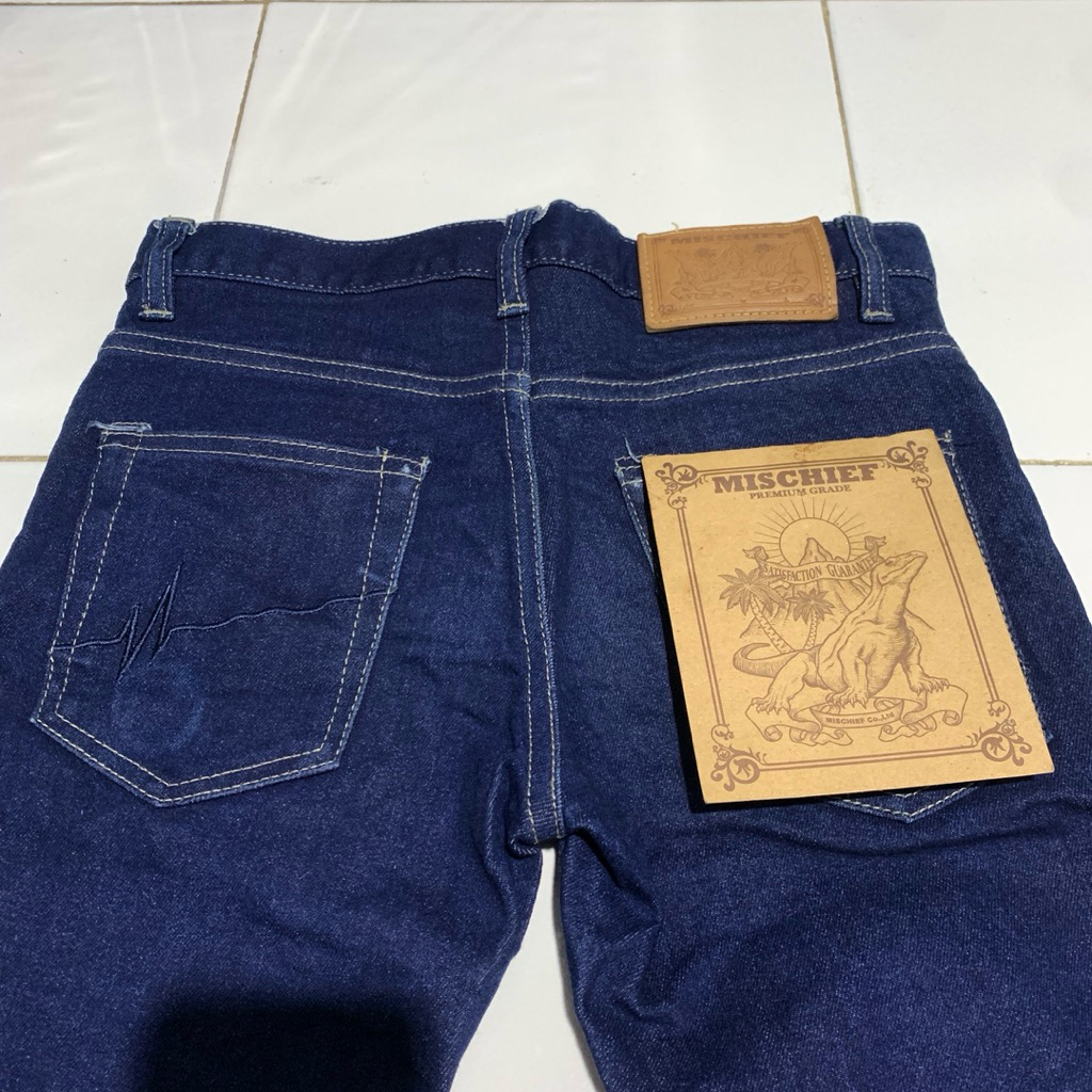 MISCHIEF PREMIUM 14 OZ - SIZE 27 - PRELOVED PREMIUM