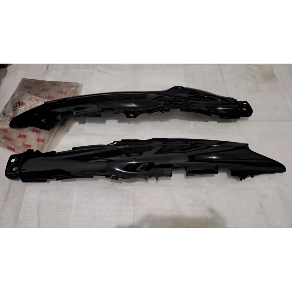 body belakang f1zr ori / fizr original hitam