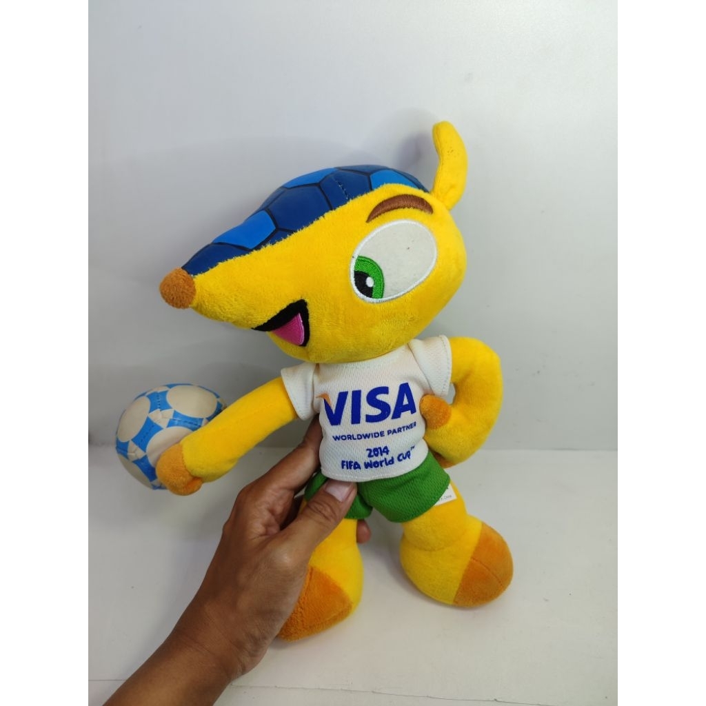 boneka fifa world cup 2014 Brazil fuleco maskot fifa olahraga