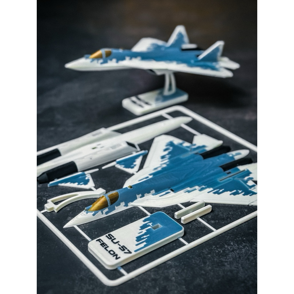 Mainan Miniatur Pesawat Tempur Stealth Su-57 Felon – Model Kit Card Koleksi