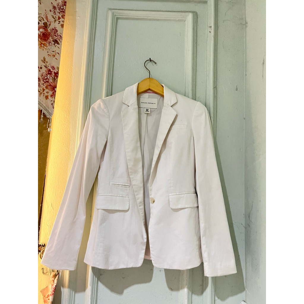 blazer putih kantoran uk S