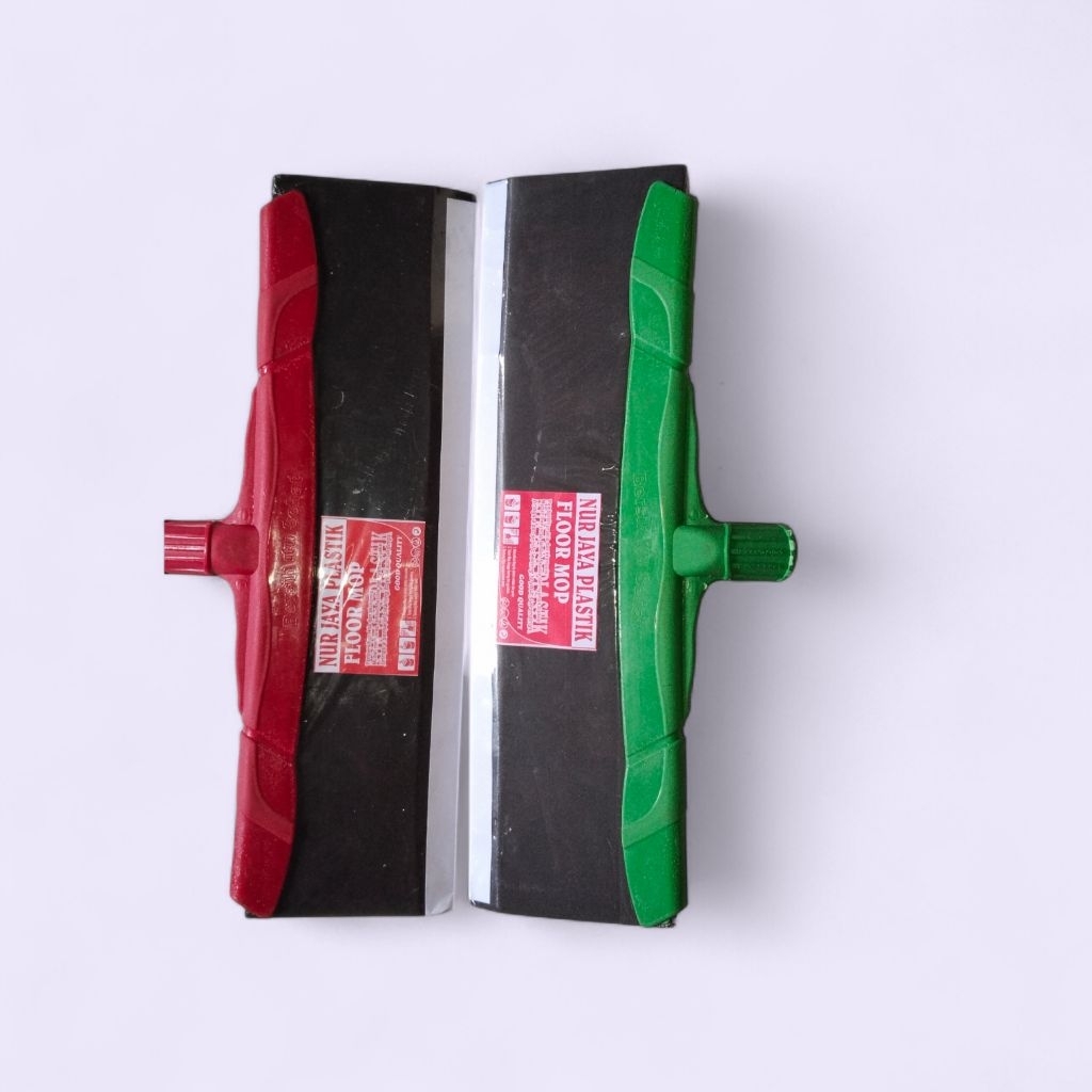 pel dorong air atau pel dorong karet revil