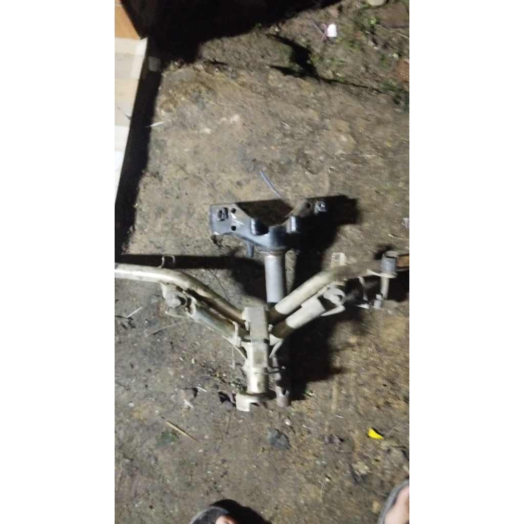 Segitiga dan dan stang Supra x 125 Batman