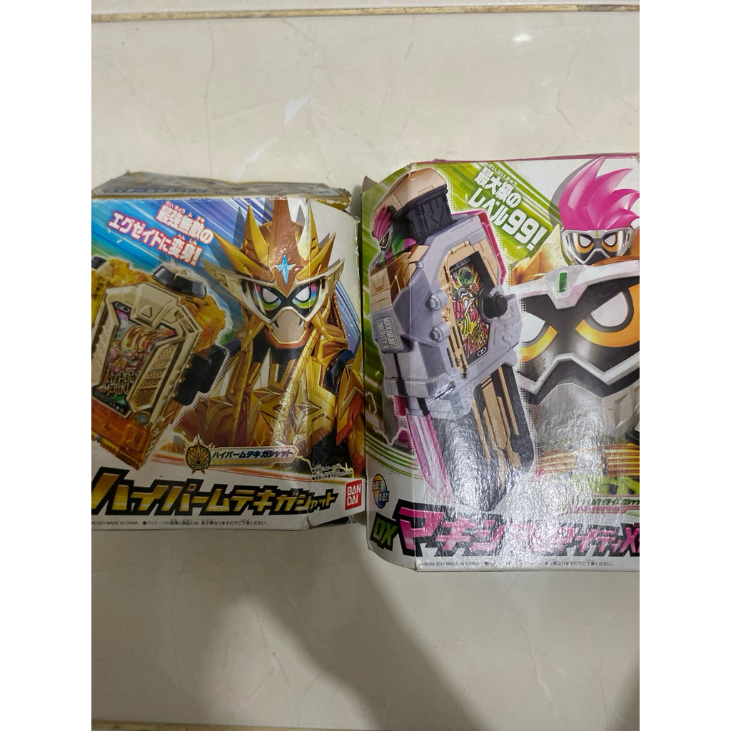 DX KAMEN RIDER HYPER MUTEKI SET