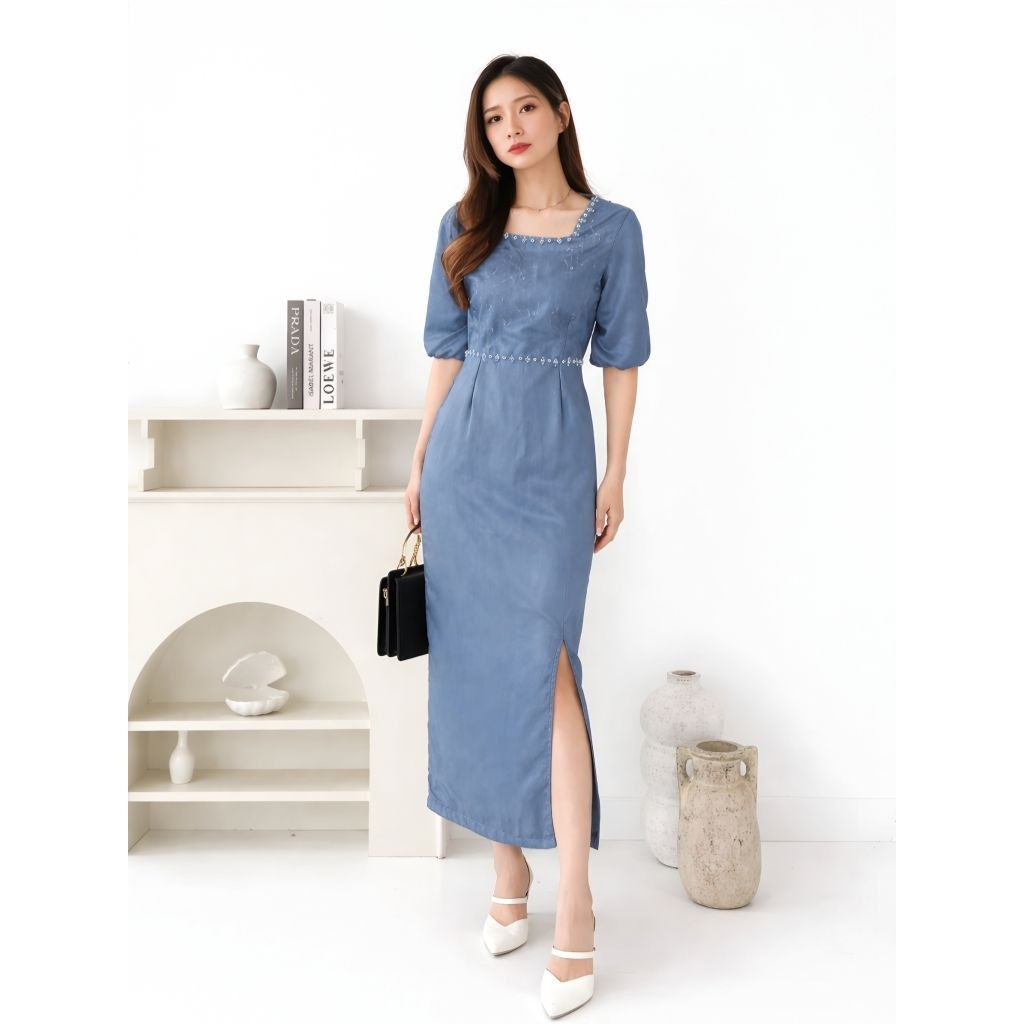 Gisel Sexy Bodycon Dress Satin Pesta Gaun Natal dan Kondangan Bahan Satin Velvet Belah Samping Paha 