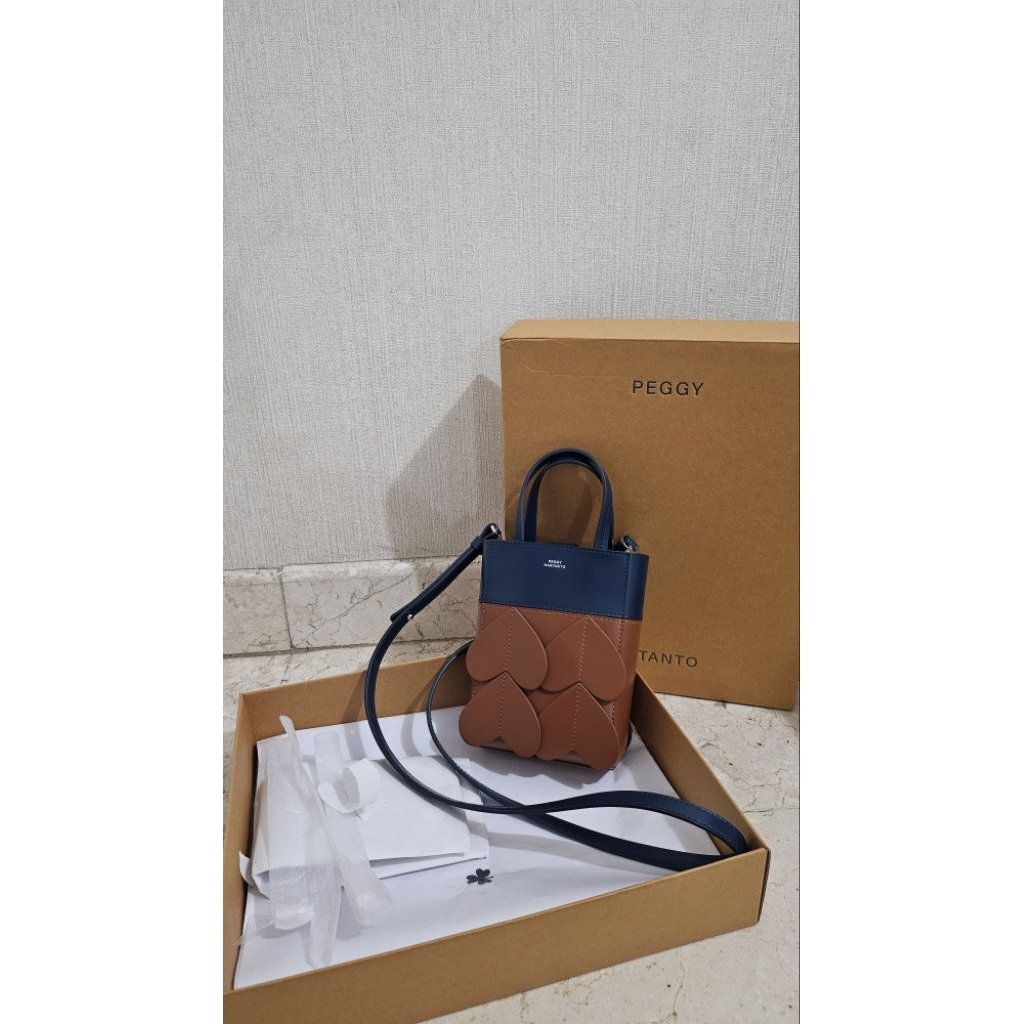 peggy hartanto axil bag marine-tan
