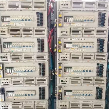 Rectifier Huawei EPS 01A DC 48V , AC 220V Kondisi Semua Normal