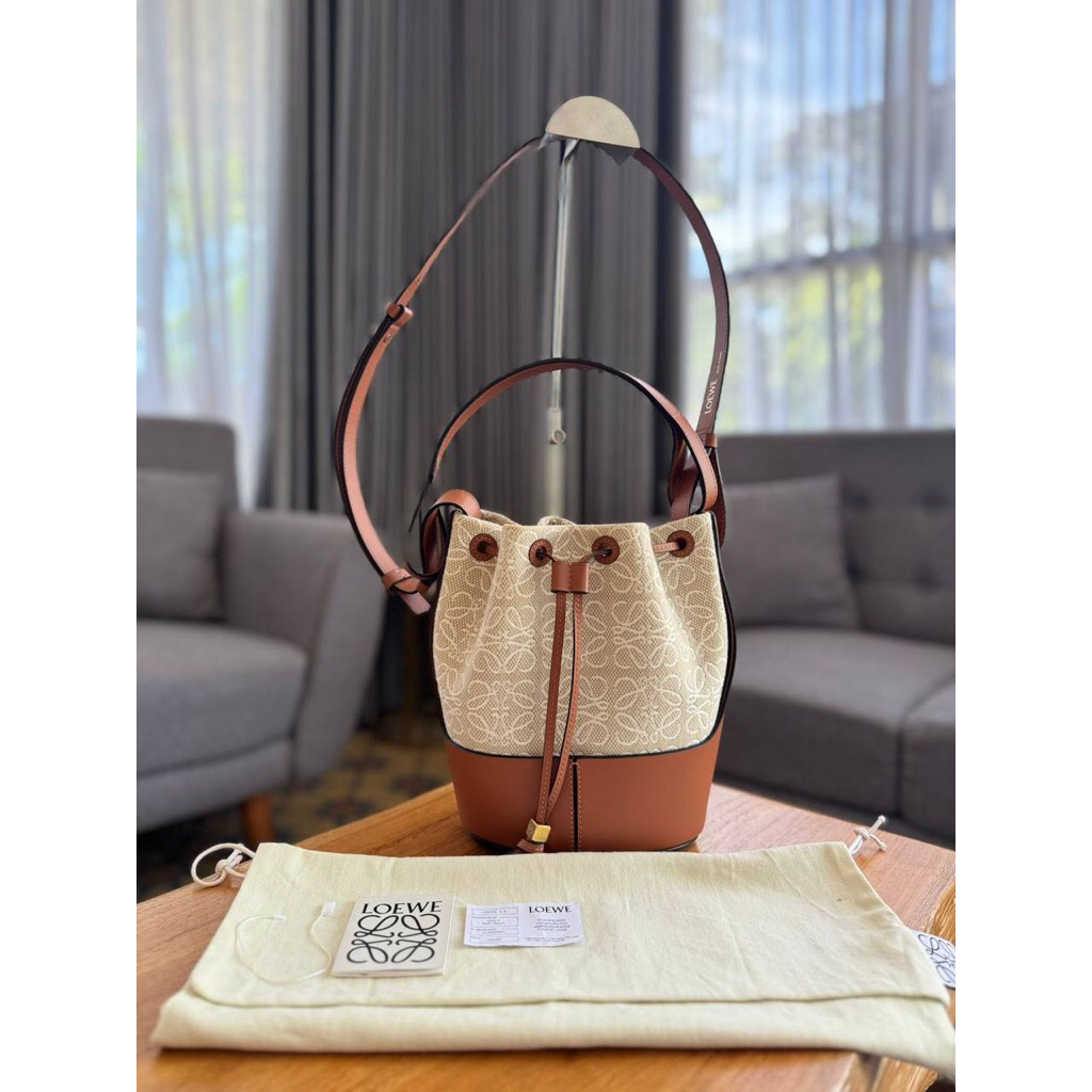 (PRELOVED) Loewe Small Balloon Anagram Bucket Bag 2020