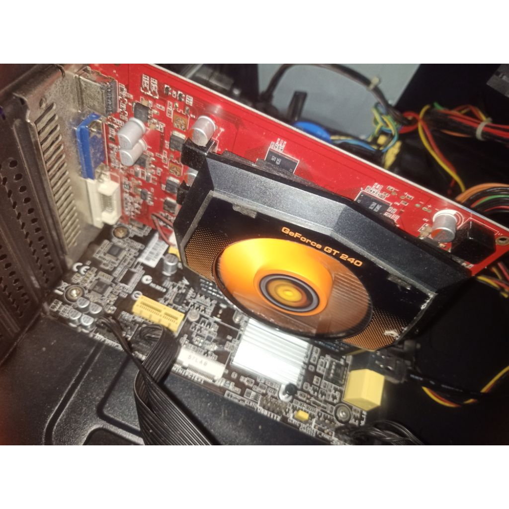 VGA GT240 Sonix 1GB DDR5 128bit