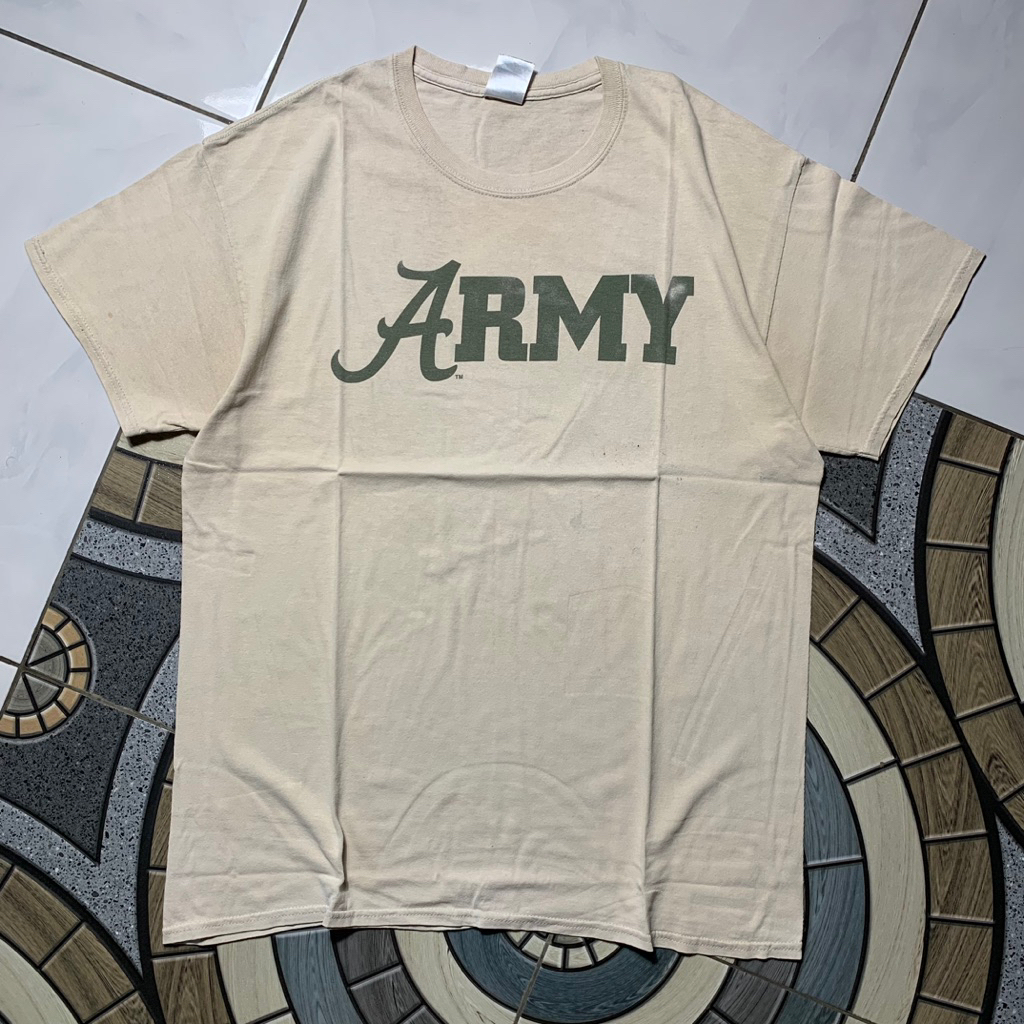 Kaos Vintage Army cream by gildan size L