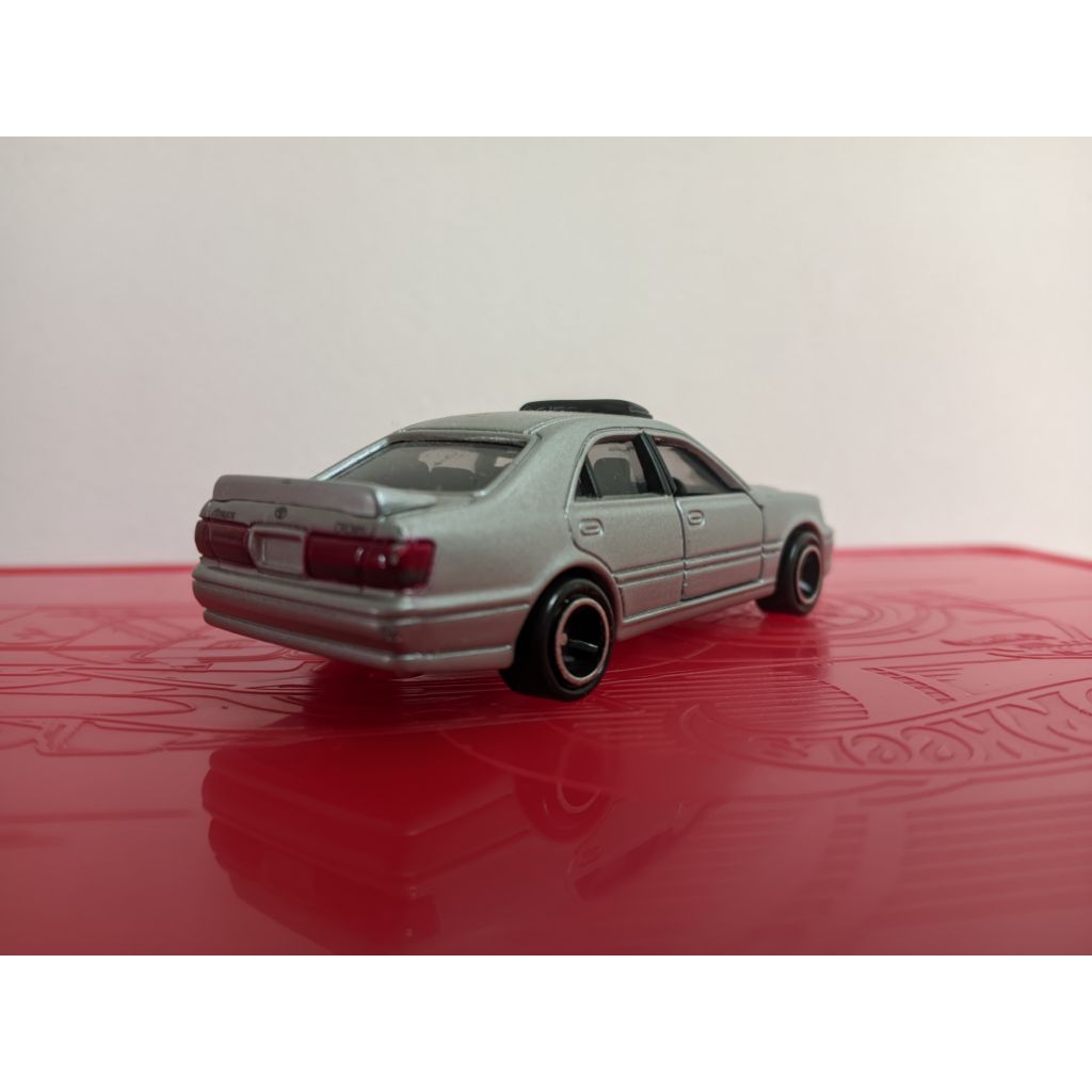 Tomica Toyota Crown Athlete