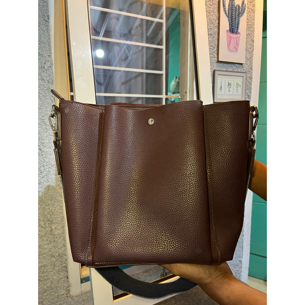 Hush Puppies preloved Hush Puppies tas mulus bagus second bagus dowa