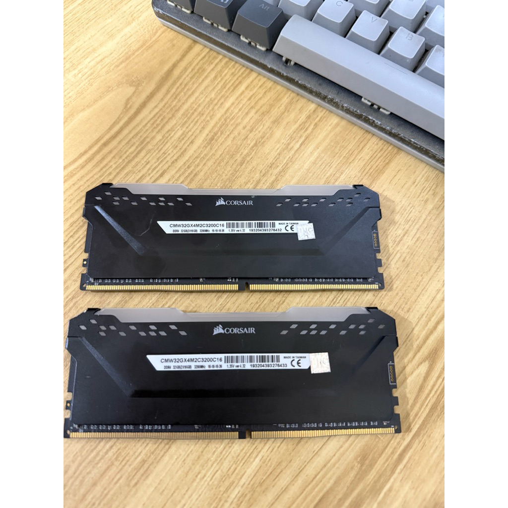 RAM DDR4 CORSAIR VENGEANCE RGB PRO SL 32GB (2x16GB) 3200Mhz