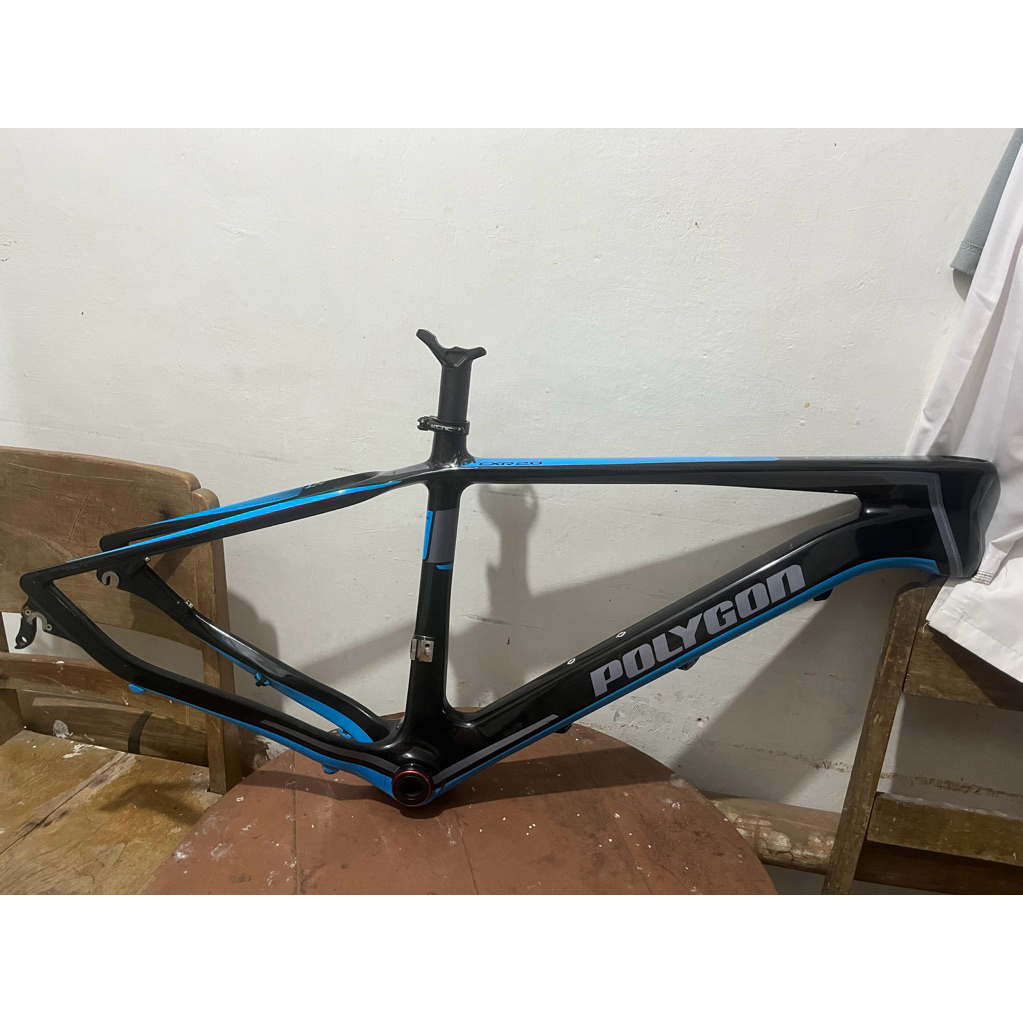 frame MTB polygon cozmic carbon