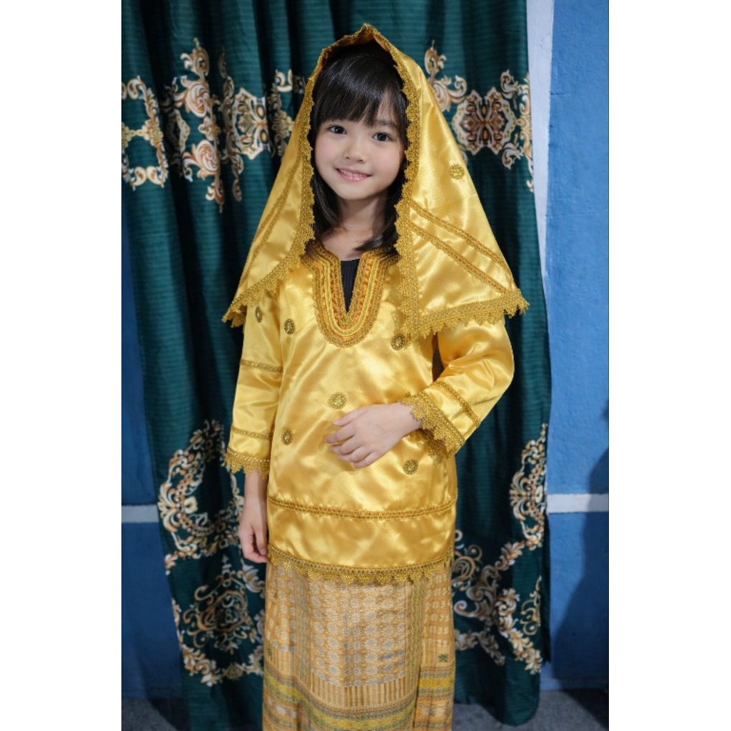 baju adat  anak anak koto gadang SD. baju pengantin baju carnaval