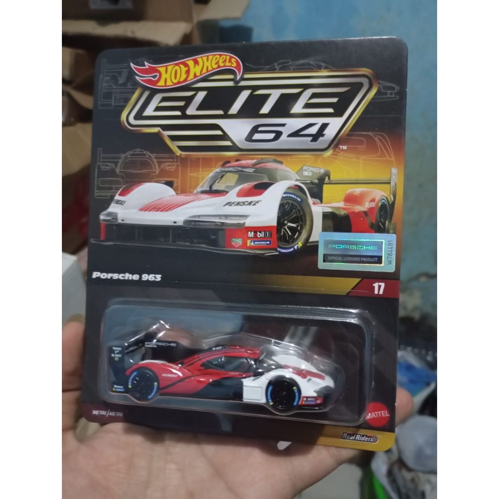Hot Wheels Porsche 963 Elite64