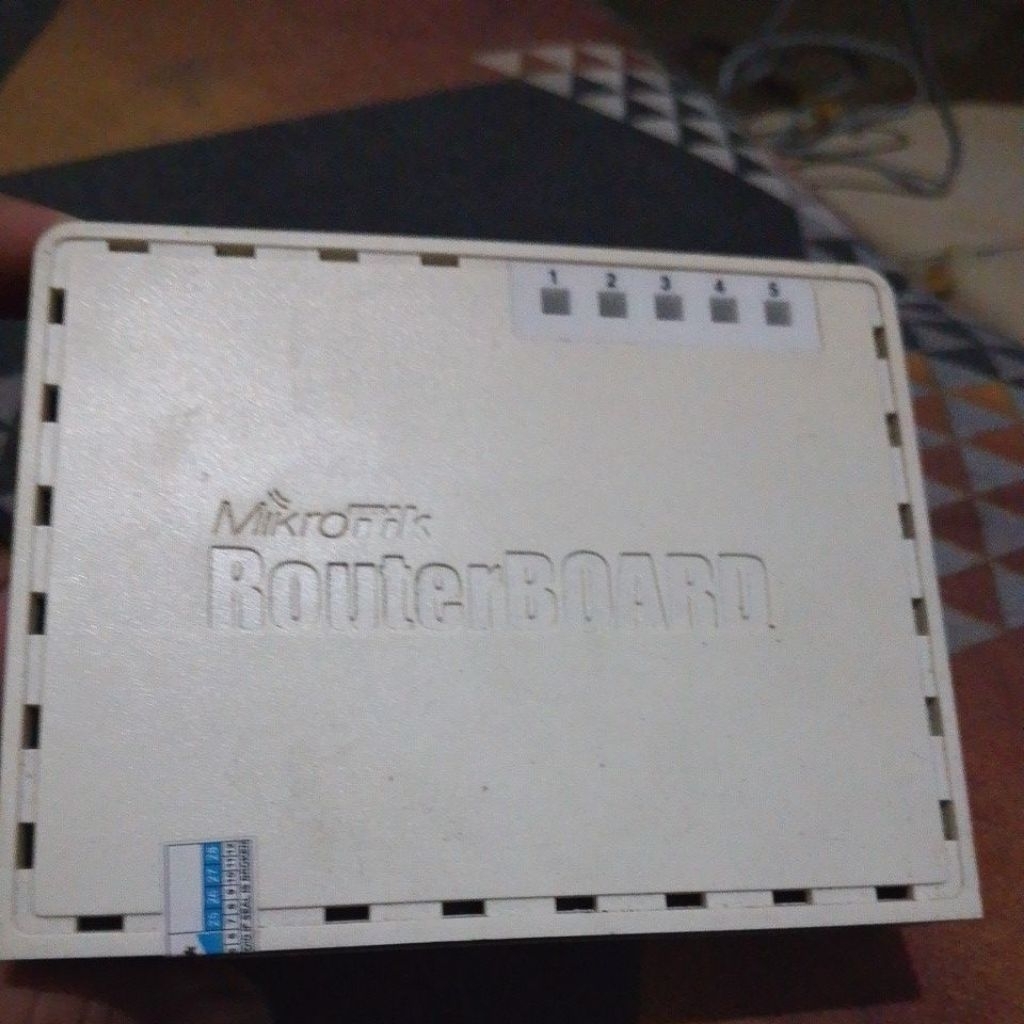 mikrotik rb750
