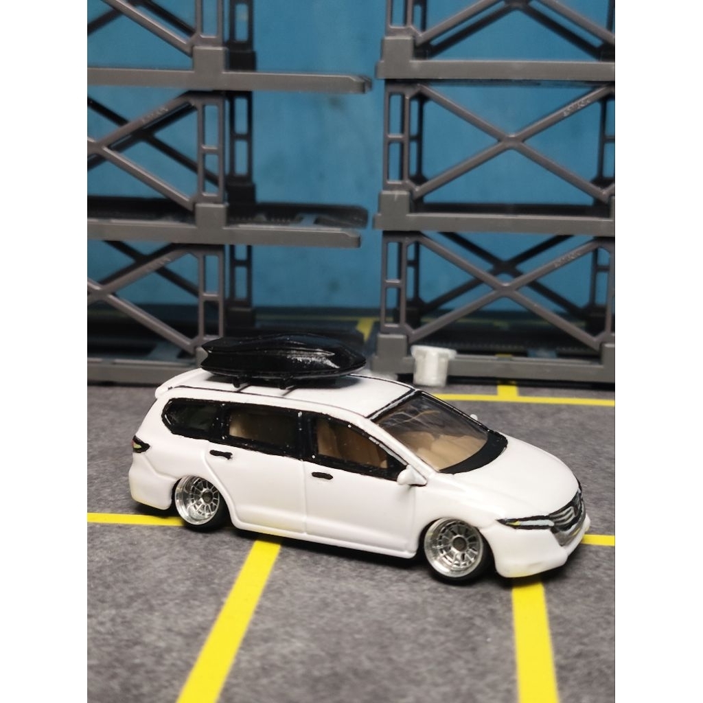 TOMICA CUSTOM HONDA ODYSSEY CHAMBER ROLLING
