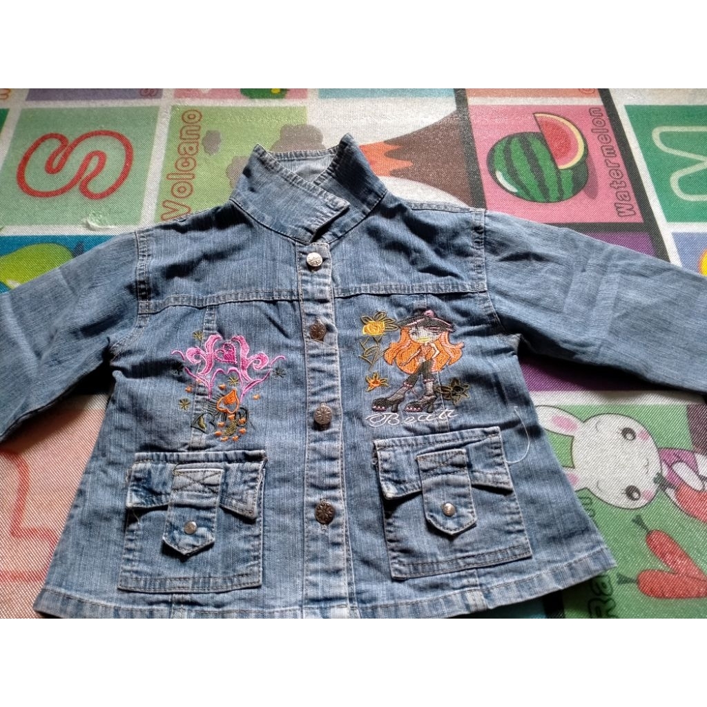 Celana dan jaket  bahan jeans (bekas)