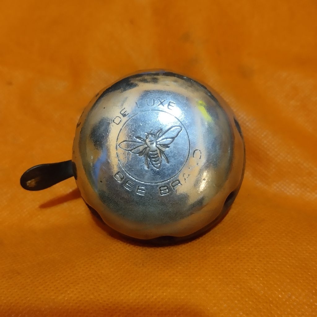 Bel sepeda onthel kuno klasik