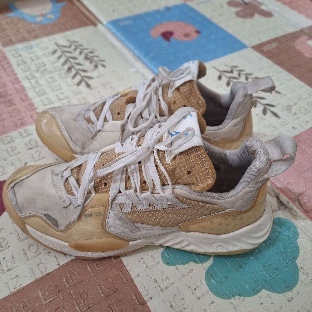 AiR JoRdAn DeLtA SP Size 41 / 26 cm