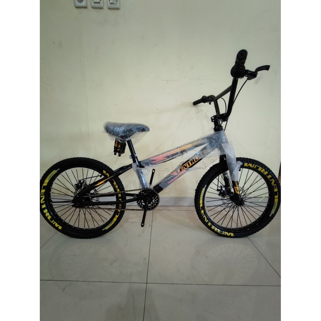 BMX 20 CENTRUM 6671