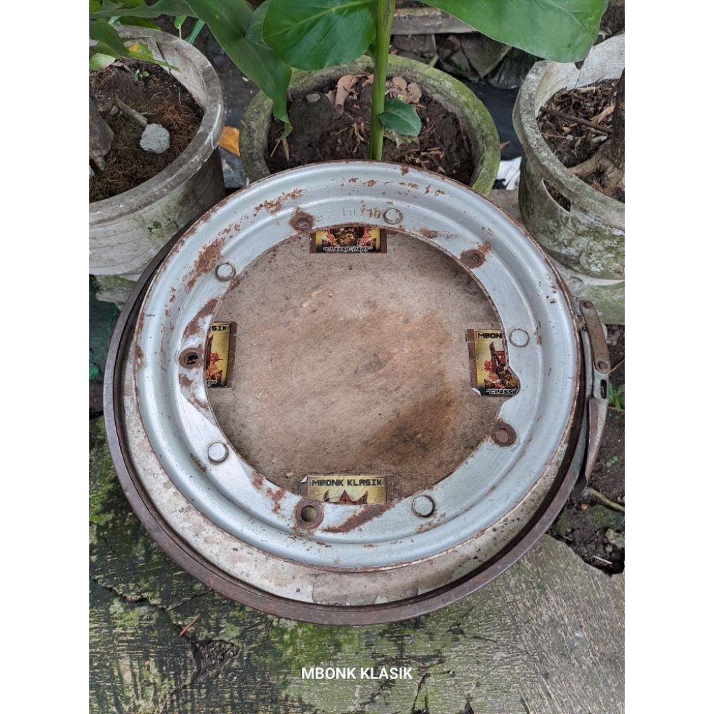 velg vespa sprint px exclusive excel bajaj ORIGINAL CHUNG velg vespa ring 10 chung velg vespa r10 ve