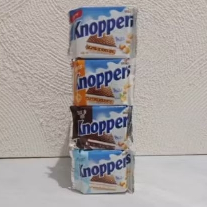 KNOPPERS CRISPY / KNOPPERS PEANUT / KNOPPERS YOGURT / KNOPPERS BLACK & WHITE 25 GRAMS